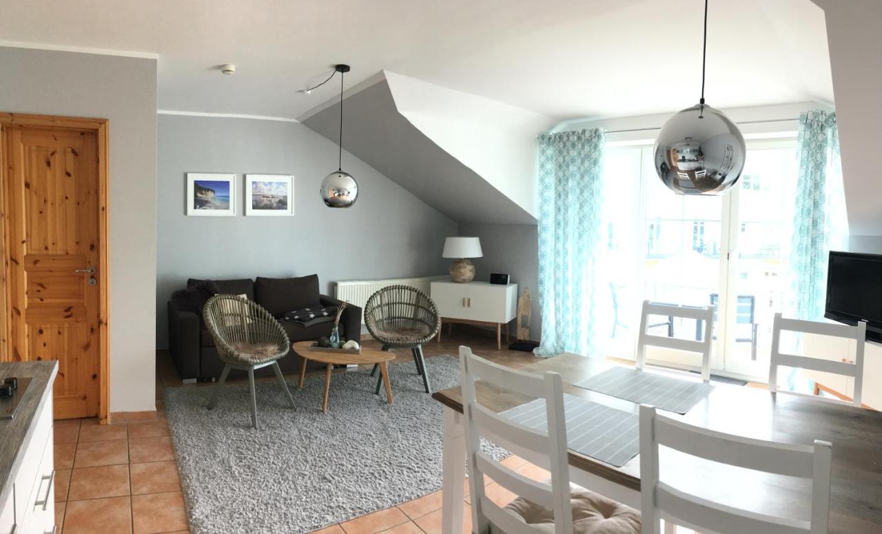 Ferienwohnung Moewe Glowe Ngoại thất bức ảnh
